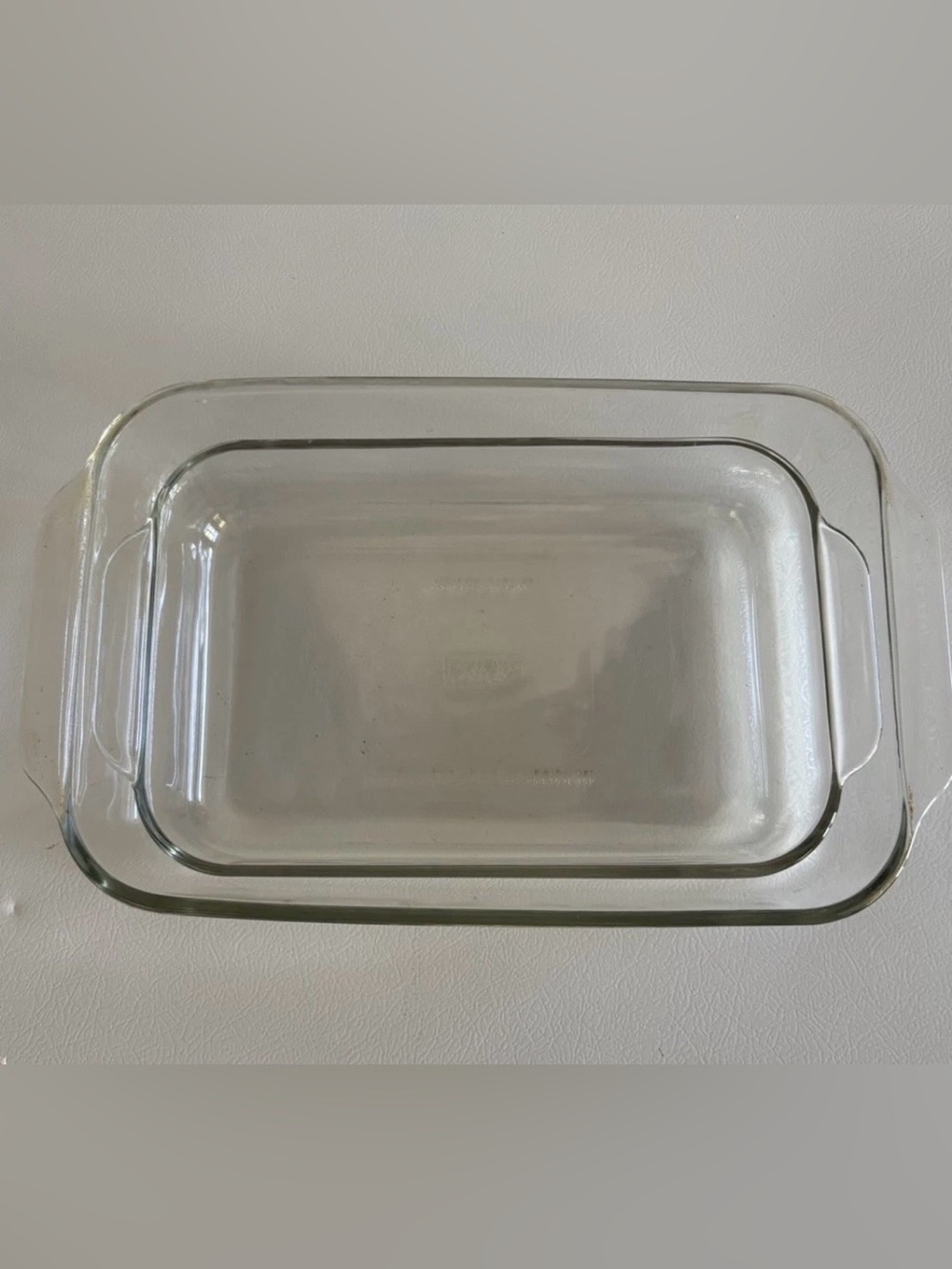 Pyrex 3QT Baking Dish Glass Rectangular Casserole 233  & 2.2QT Baking Dish 232